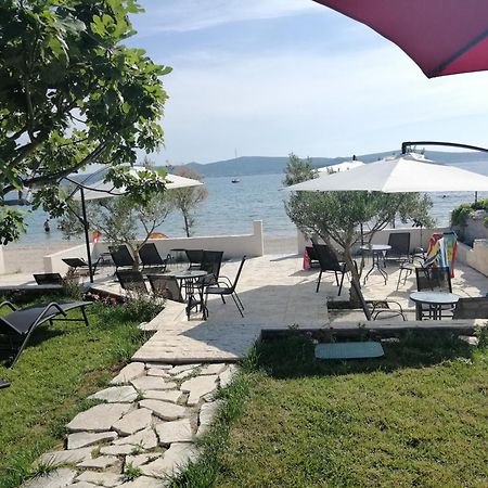 Apartments Adria Biograd Na Moru Bagian luar foto