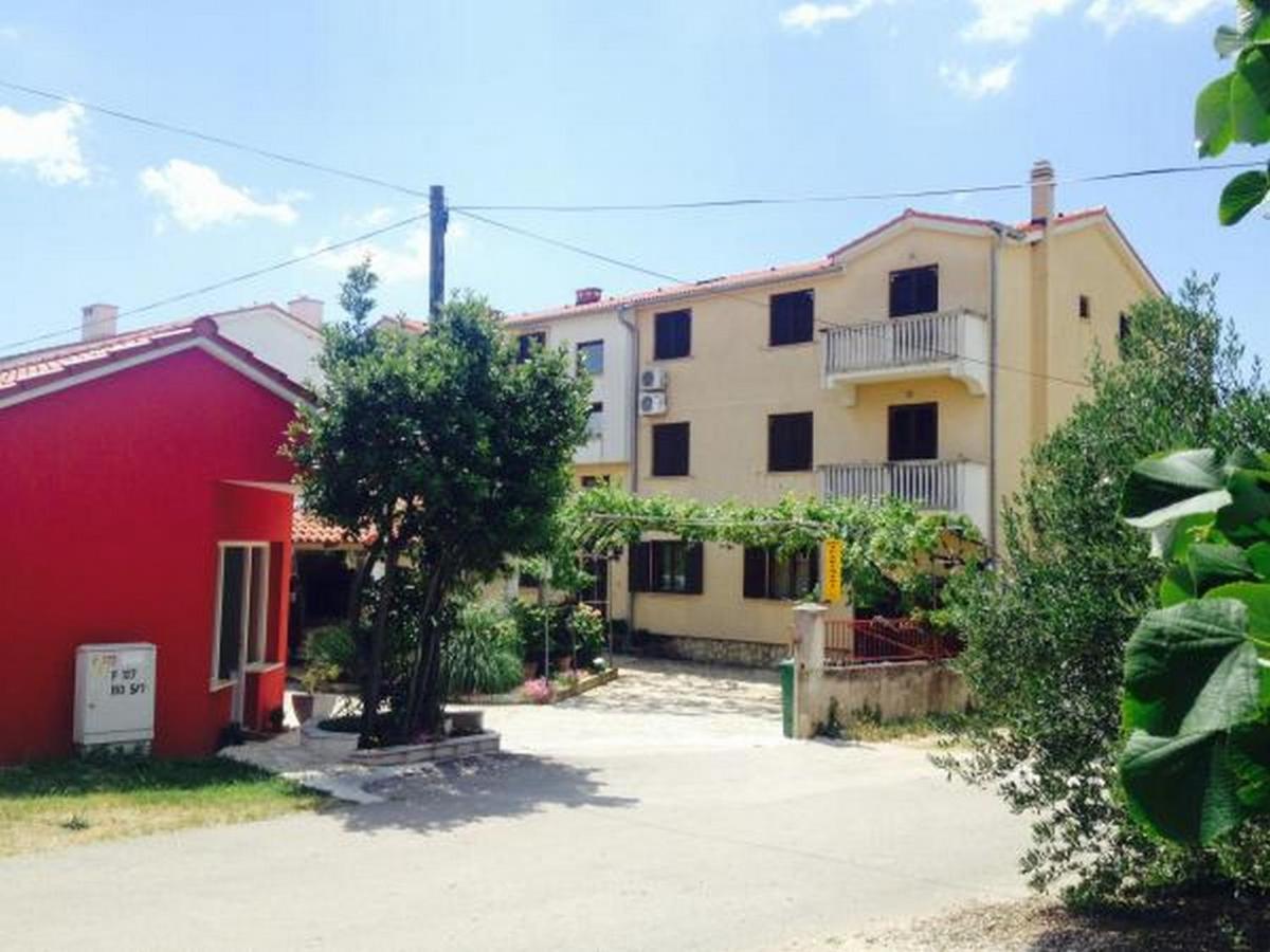 Apartments Adria Biograd Na Moru Bagian luar foto
