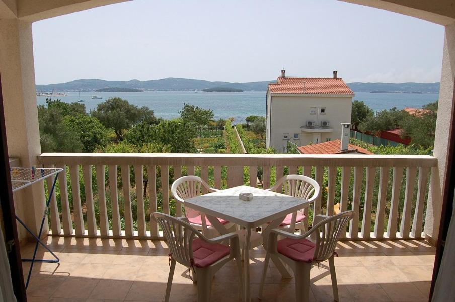 Apartments Adria Biograd Na Moru Ruang foto