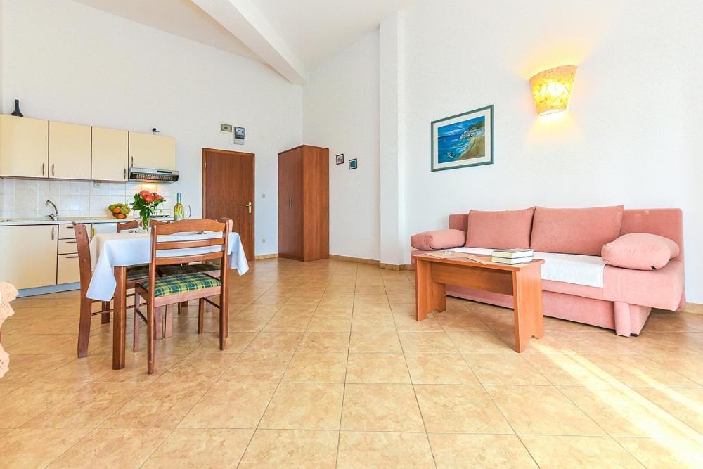 Apartments Adria Biograd Na Moru Ruang foto